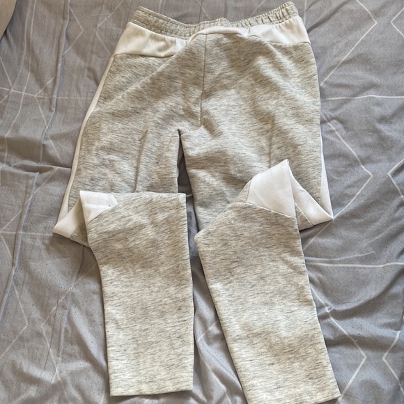 Grey Puma Track pants - Picture 4 of 4